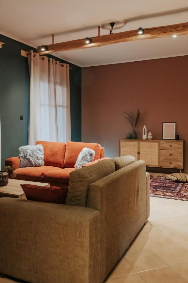 Kalavrita Krinides Apartment And Attics Dış mekan fotoğraf